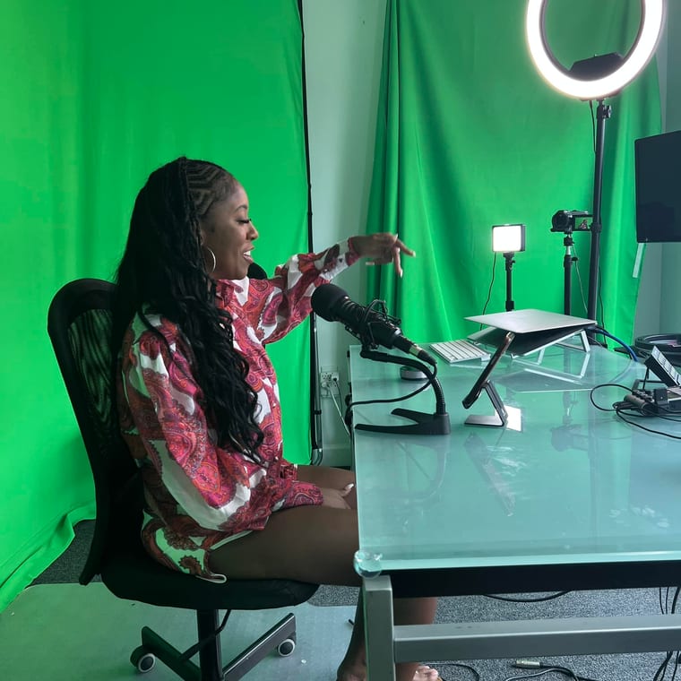 Miami Podcast Studios โ podcast studio in Miami